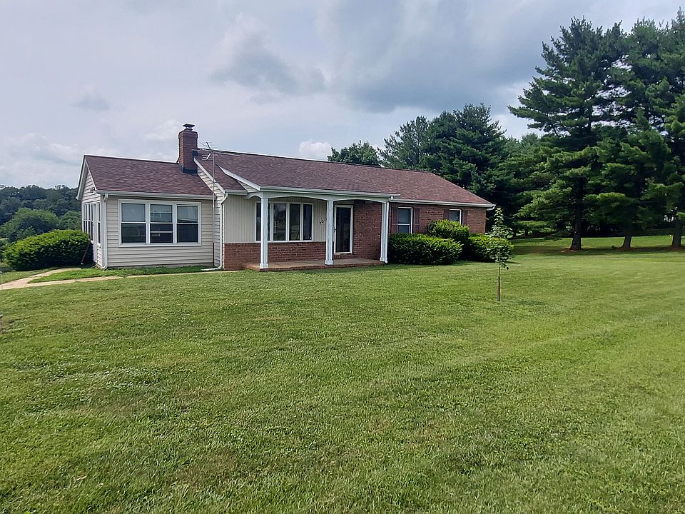 1st image of 7016 Woodbine Rd