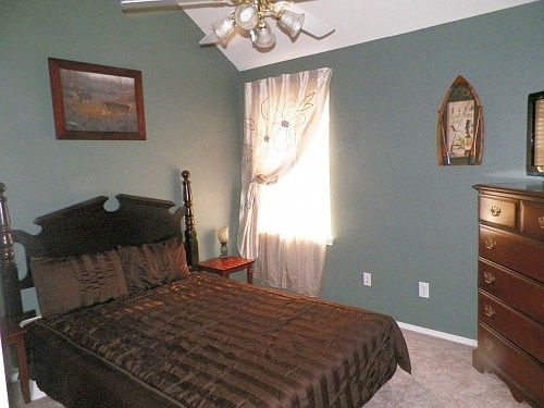 2nd image of 307 Celia Cir
