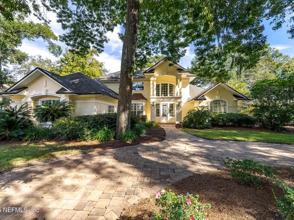 905 SHIPWATCH Drive E, Jacksonville, FL 32225