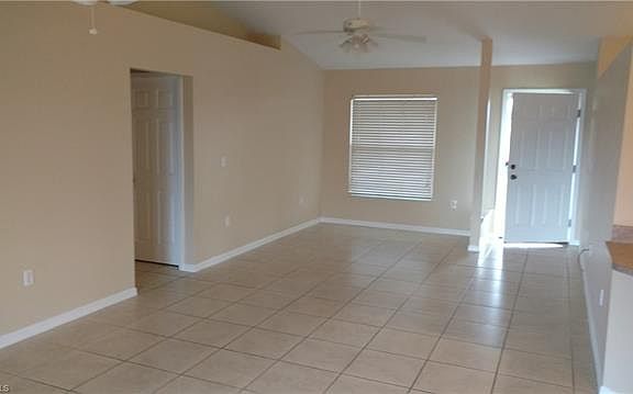 5th image of 818 Chapel Ave
