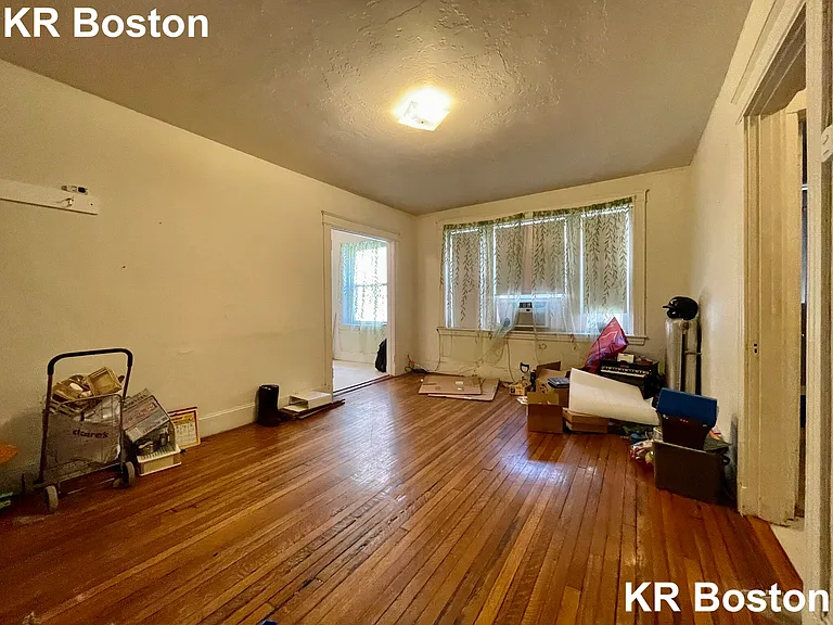 120 Washington St #6 — Photo 7