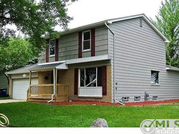 39202 Dillingham St, Westland, MI 48186
