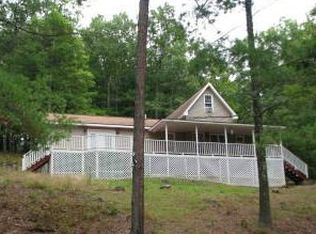 6456 Foxfire Rd, Catawba, VA 24070