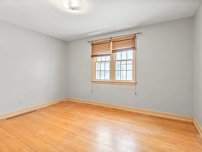 38 Marlborough Ave #1 — Photo 9