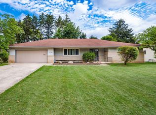 2724 Talisman Ct, Columbus, OH 43209