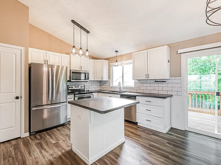 16296 Beauty Bush Pl — Photo 8