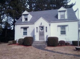5 Magnolia St, Wilbraham, MA 01095