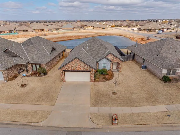 3009 NW 187th Ct, Edmond, OK 73012