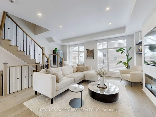 60 Juneau St, Vaughan, ON L4L 0H6