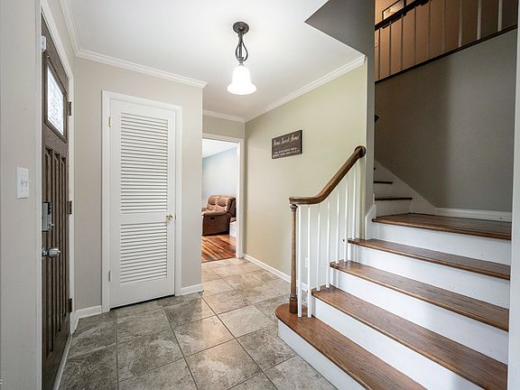 3rd image of 3416 Kenilworth Dr