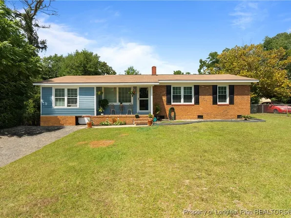 5120 Meadowbrook Dr, Fayetteville, NC 28304