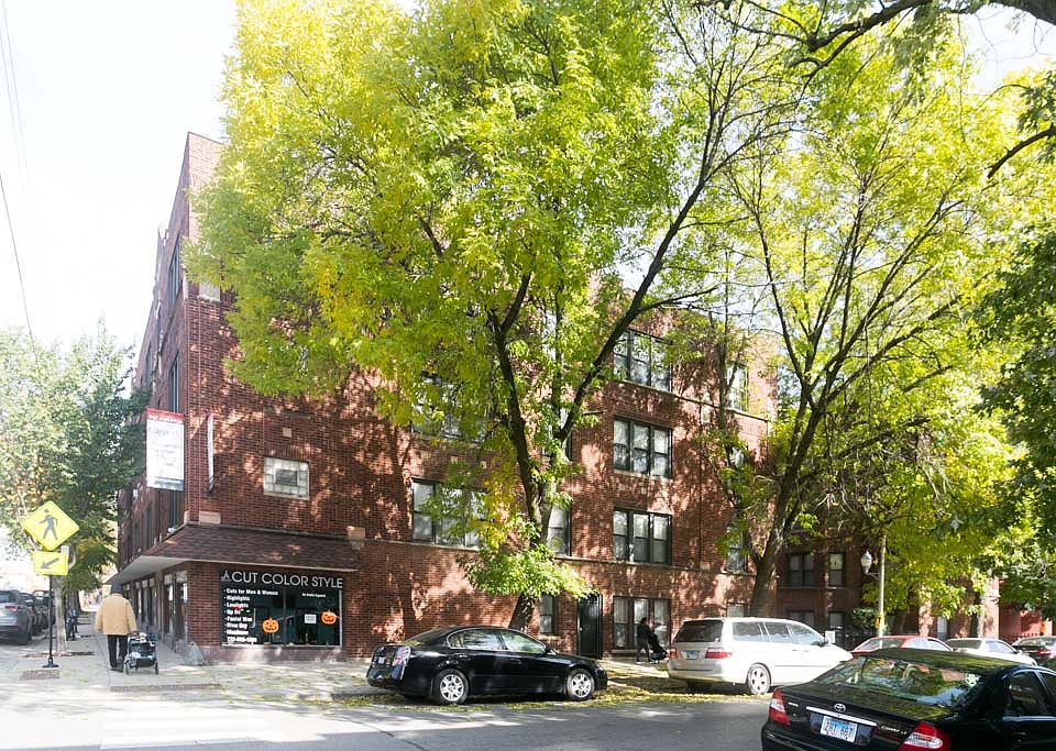 1st image of 4111 N Kedzie Ave #3