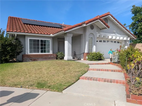 8225 Mahogany Cir, Buena Park, CA 90620