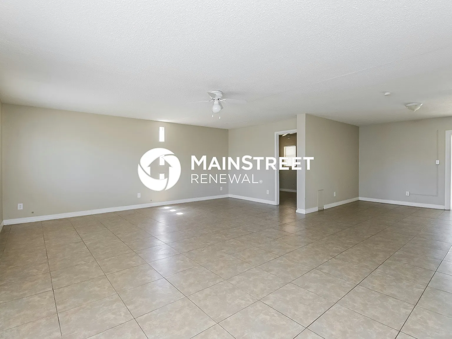 6232 W Rose Ln — Photo 2