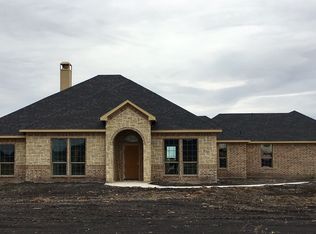 1443 War Admiral Dr, Terrell, TX 75160