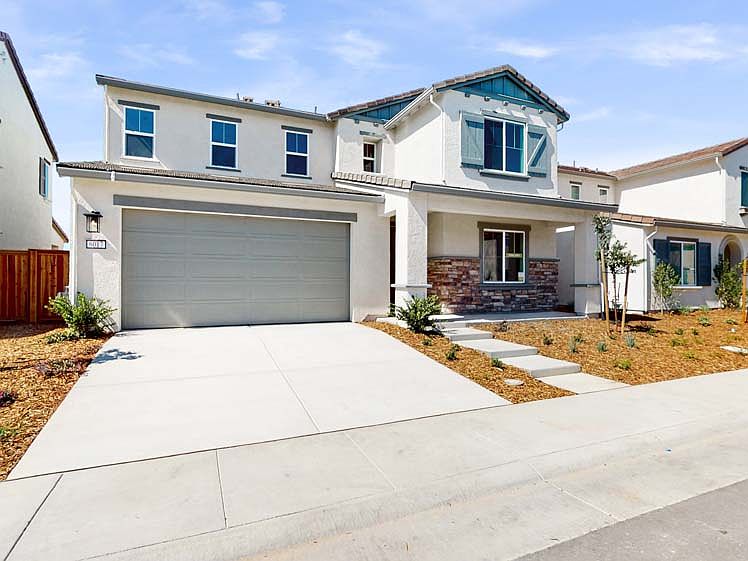 Radiance at Solaire 6017 Firelight Drive