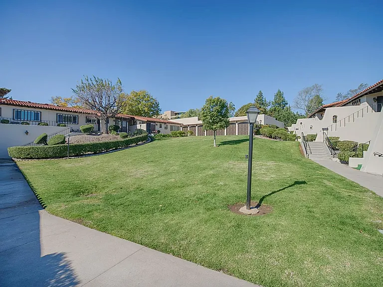 17027 Bernardo Center Dr #B — Photo 17