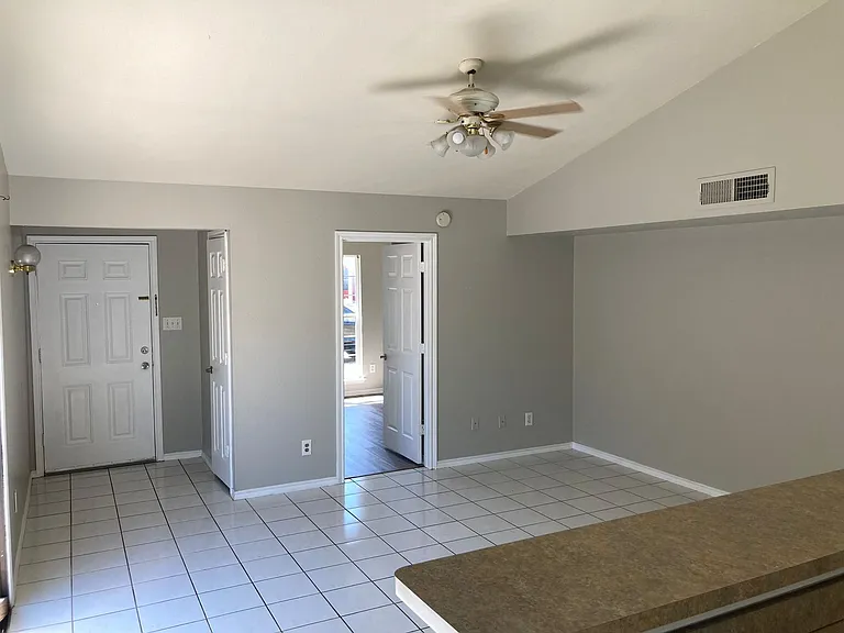 4606 Carr St — Photo 3