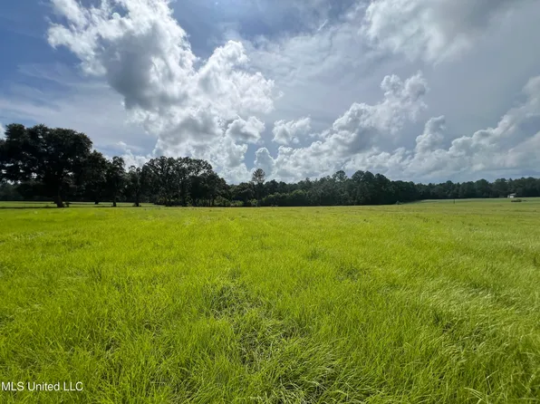 Schanbacher Rd, Gulfport, MS 39503