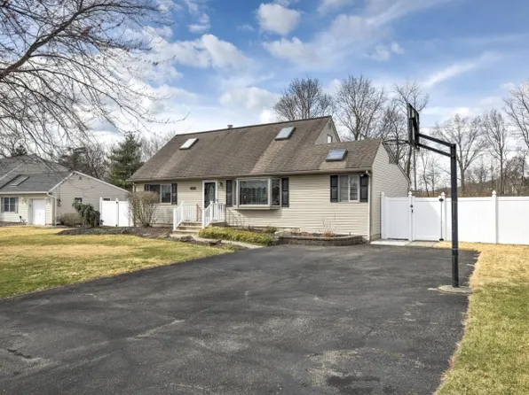 19 Elm Rd, Pequannock Twp., NJ 07444