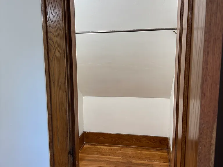 83 Navarre Rd — Photo 38