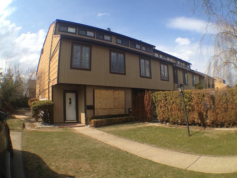 1st image of 1171 Father Capodanno Blvd