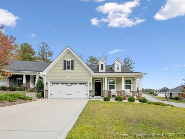 10 Glenside Ct, Spring Lake, NC 28390