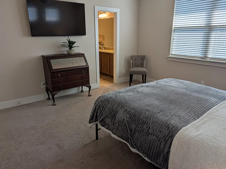 909 Crystal Brook Cv — Photo 10