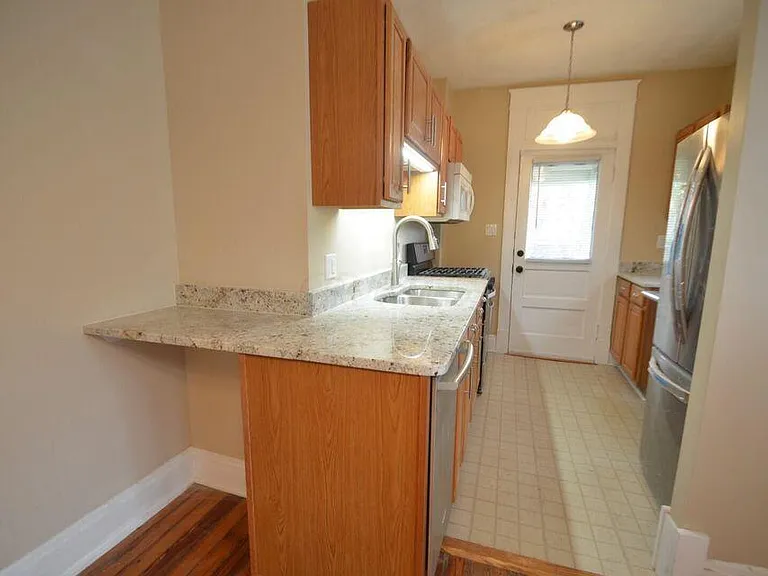 984.5 Hunter Ave #9845 — Photo 5