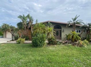 2350 Club House Rd, North Fort Myers, FL 33917