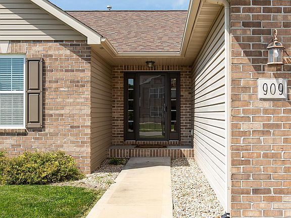 5th image of 909 Chickasaw Ct