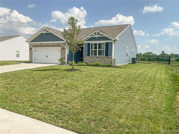 3rd image of 1093 Marty Lee Ln