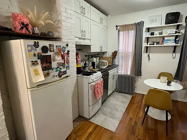 12 Stagg St #2B — Photo 9