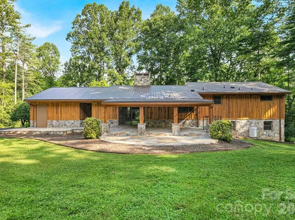 100 Ashton Ln, Brevard, NC 28712