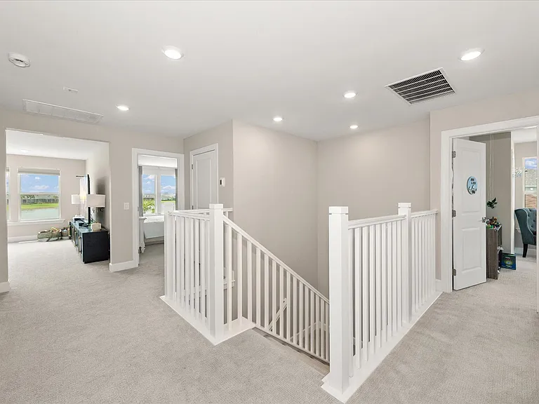 15660 Northridge Rd — Photo 16