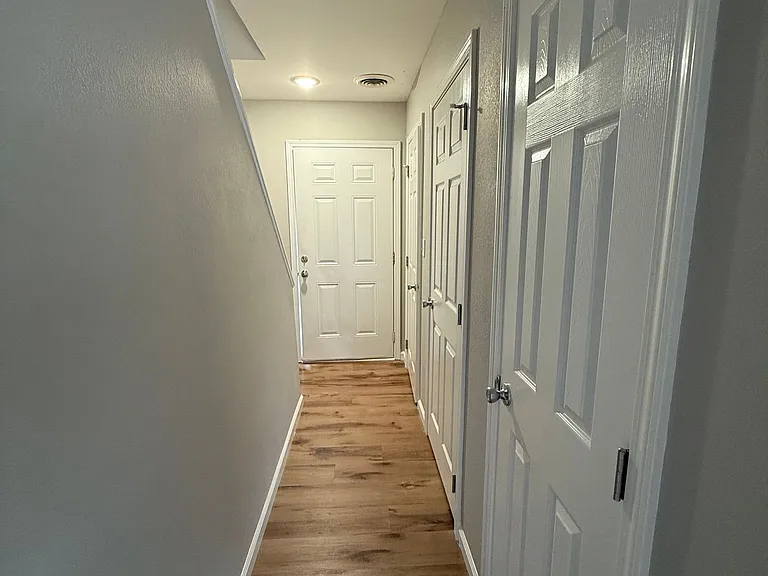 600 Pine St #F3 — Photo 10