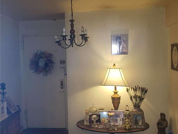3rd image of 9906 58th Ave APT 1J