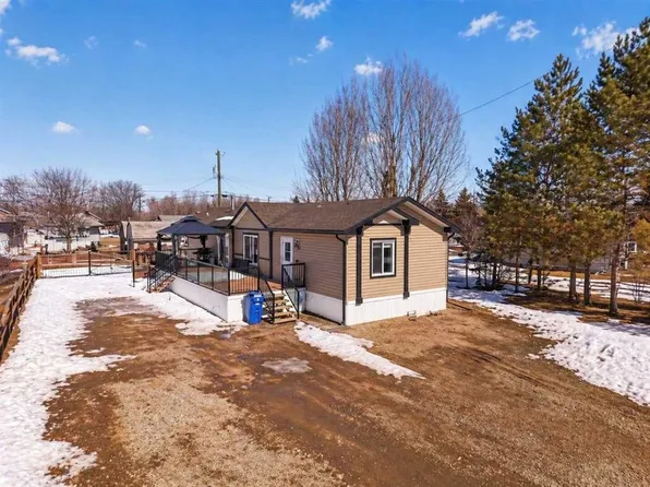 10614 S 103rd Ave, Mackenzie County, AB T0H 2H0