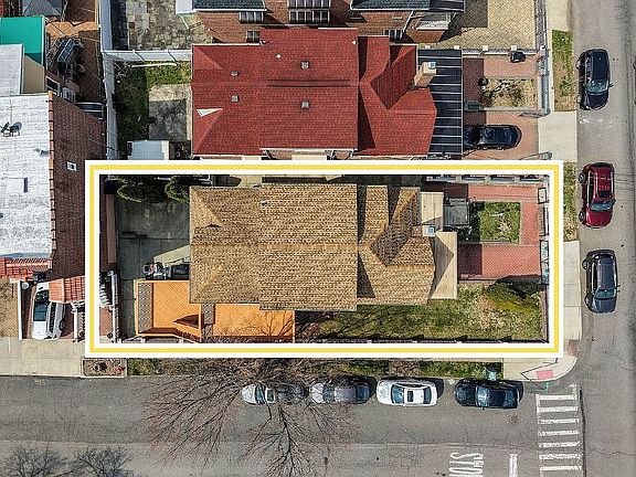 2nd image of 1178 Astor Ave