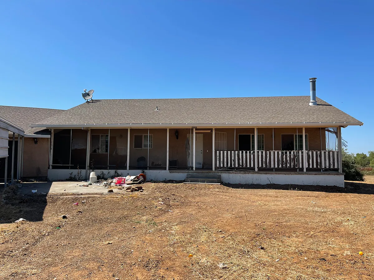 Building Photo - 2078 Lone Tree Rd
