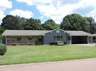 102 Crimson Ln, Brandon, MS 39042