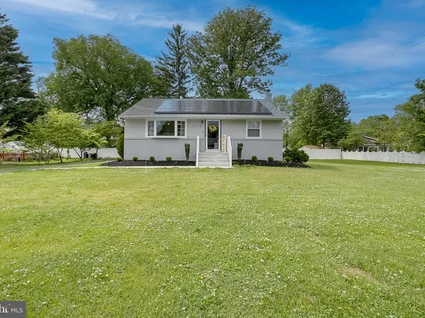 1309 Pine Ave, Voorhees, NJ 08043