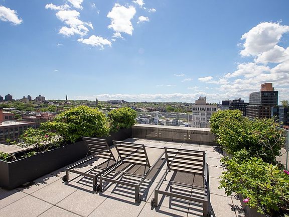 3rd image of 613 Baltic St APT 4B