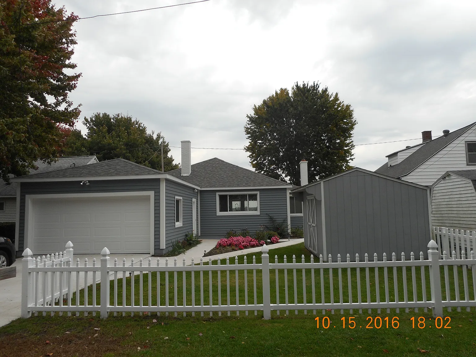 3736 Baker St photo 1