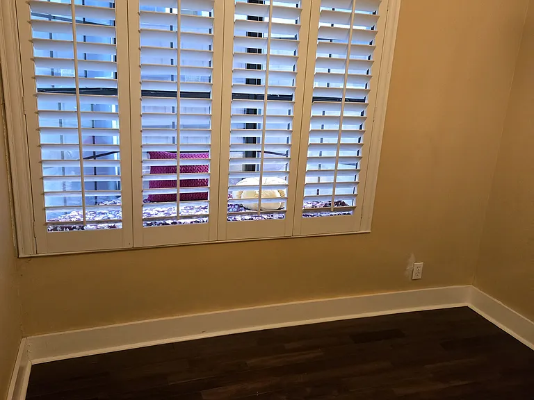 715 S Barnett Ave — Photo 10