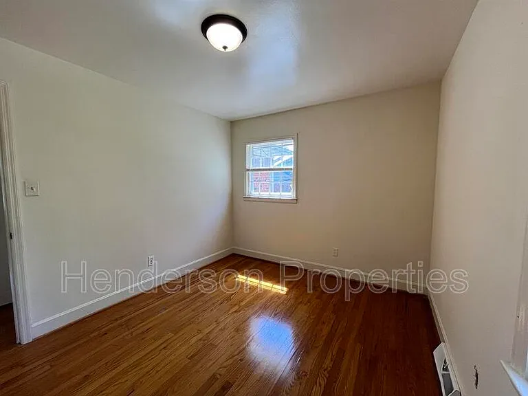 7322 Briardale Dr — Photo 14