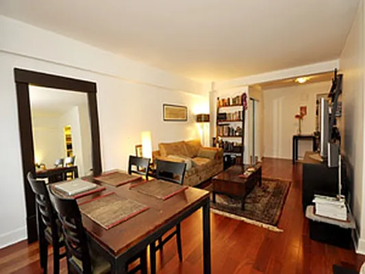 Rented by Cooper & Cooper Real Estate | media 2
