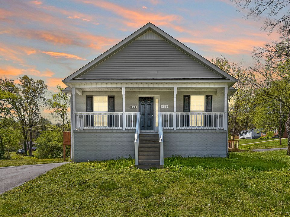 Exterior: Left side is Unit 221