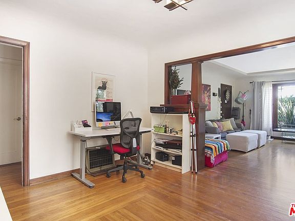 5th image of 3257 Castle Heights Ave