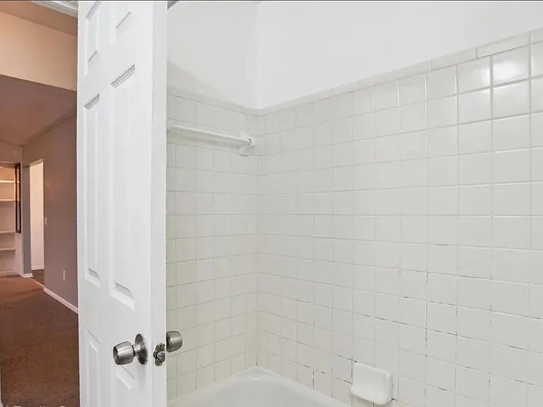 1715 Fern Ct — Photo 16